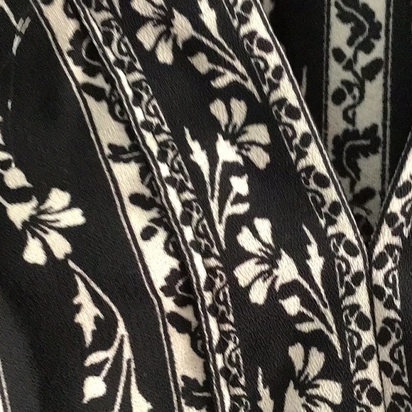 Black and cream Max Studio maxi dress - Picture 3 of 4